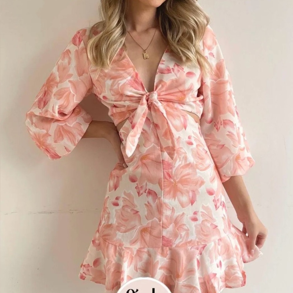 Australian Boutique Peach Floral Dress